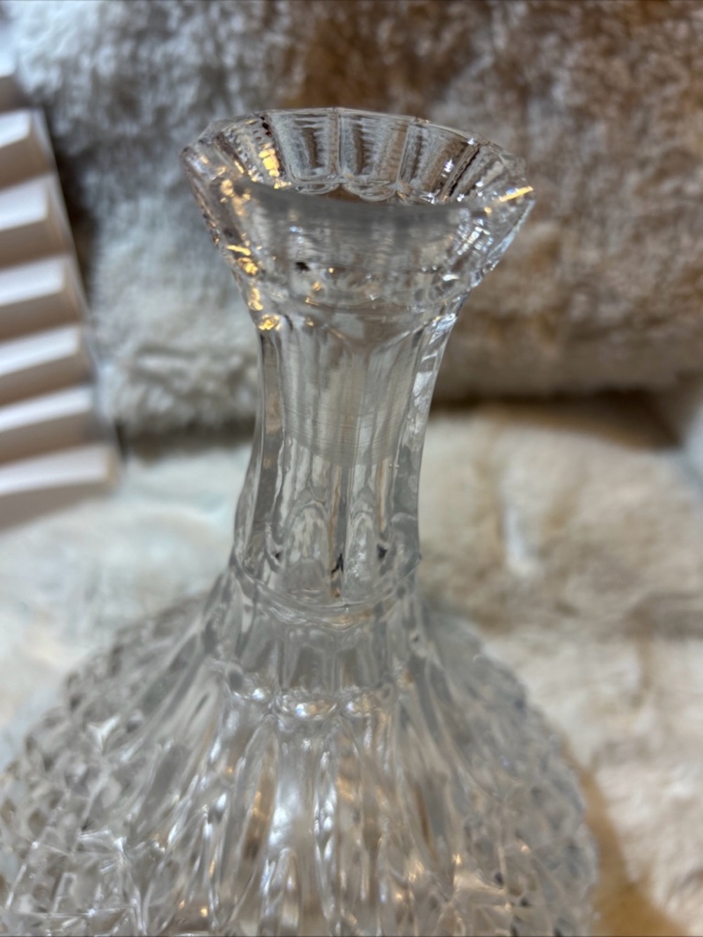 Vintage Captain's Ship Decanter -Wine-Liquor -Heavy Diamond Cut Glass 11" x 7.5” - Picture 9 of 11